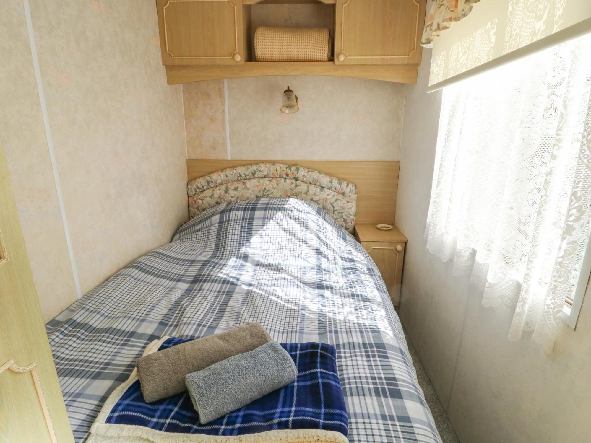 Fron Dderw Caravan Holyhead Exterior foto